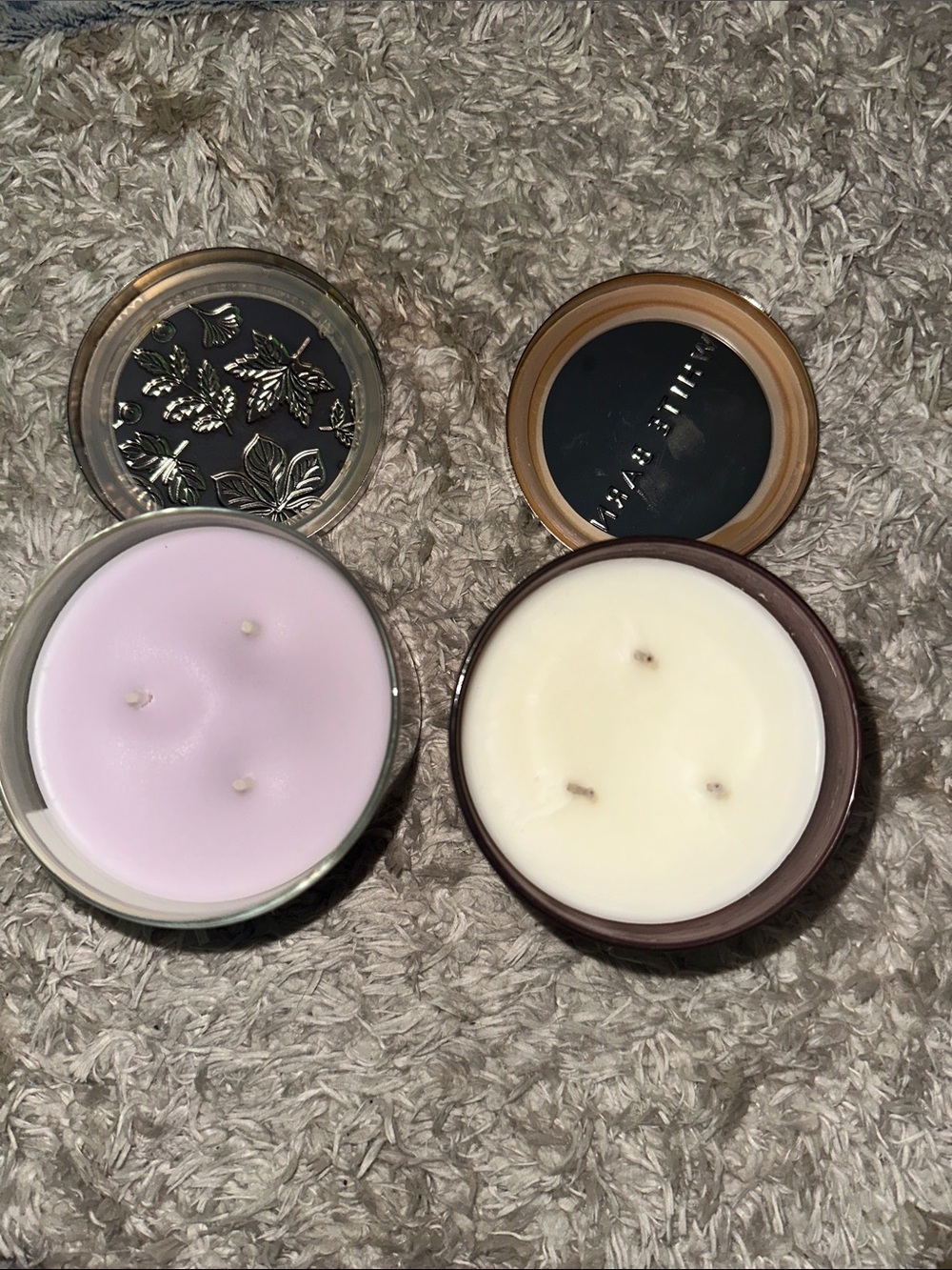 LE Pumpkin Cold Foam & Vanilla Bean 3-Wick Candles - Picture 3 of 4